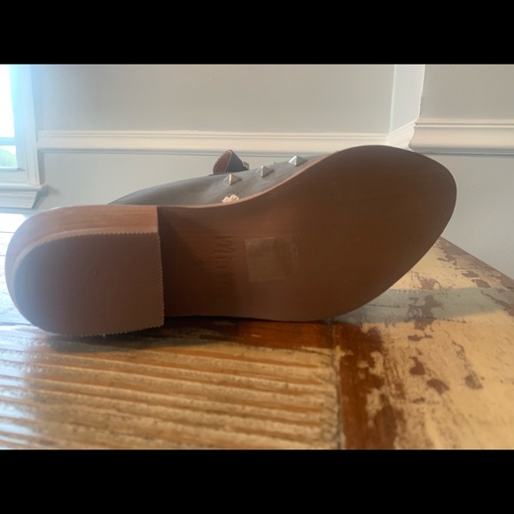 Brand new, studded shoes! - Picture 2 of 4